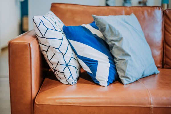 Sofa Kêu Cót Két: Cách Khắc Phục & Mẹo Sửa Chữa Ghế Sofa