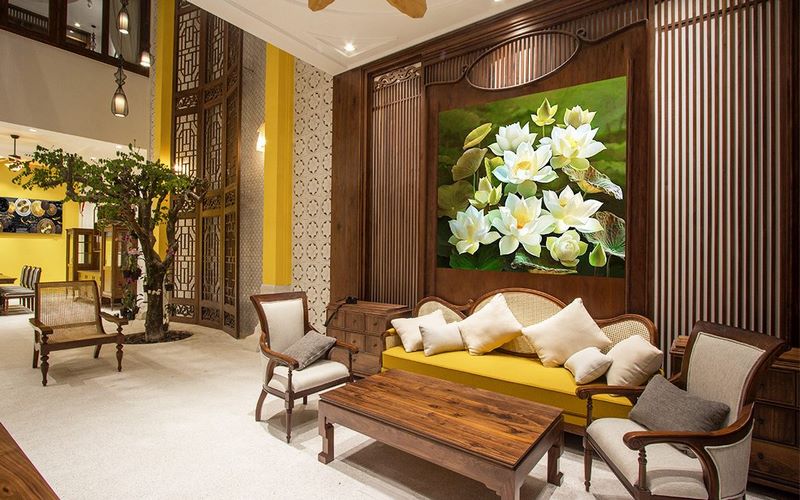 Ghế sofa phong cách Indochine cho biệt thự hiện đại