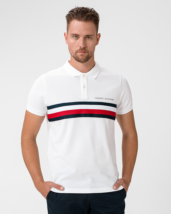 Áo polo Tommy Hilfiger với họa tiết kẻ đặc trưng