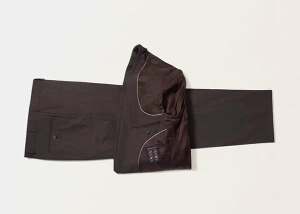 Những mẹo cần lưu ý khi gấp áo vest