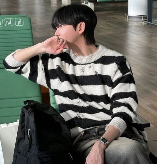 Tổng hợp 9 loại áo len nam đẹp cho mùa đông không thể bỏ lỡ