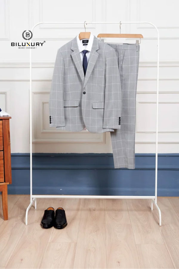 Hạn chế giặt bộ suits của bạn