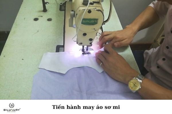 Tiến hành may áo sơ mi