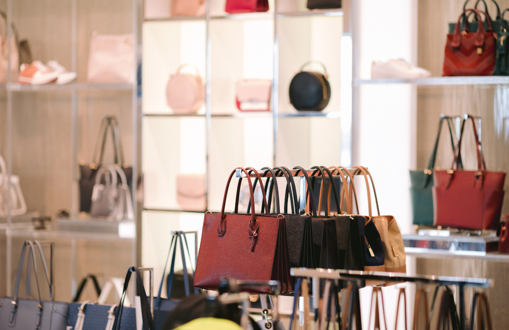 GỢI Ý 10+ MÓN QUÀ TẶNG NGƯỜI YÊU/VỢ VÀO NGÀY 8/3