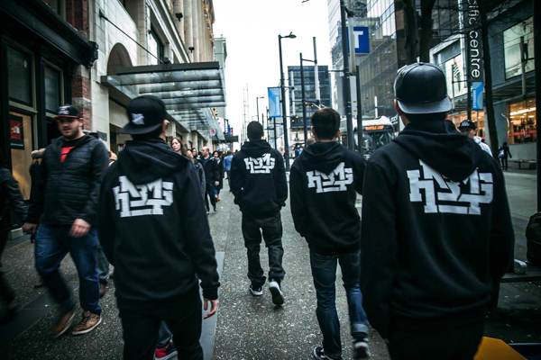 thời trang đường phố cùng hoodie brand HNBMG