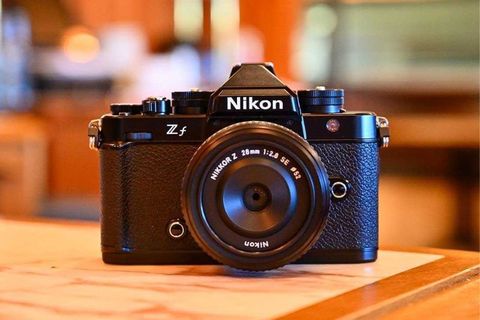 Đánh giá Nikon Zf - Một máy ảnh nên sở hữu