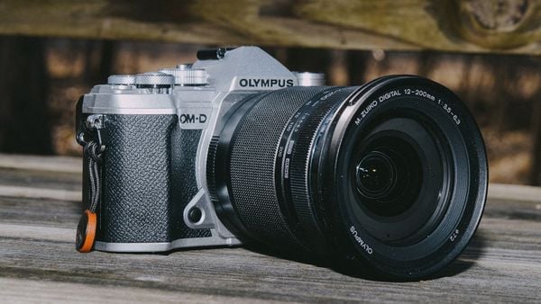 Camera Olympus OM-D E-M5 Mark III