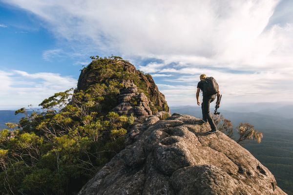 tripod vũ khí lợi hại của nhiếp ảnh gia phong cảnh thiên nhiên