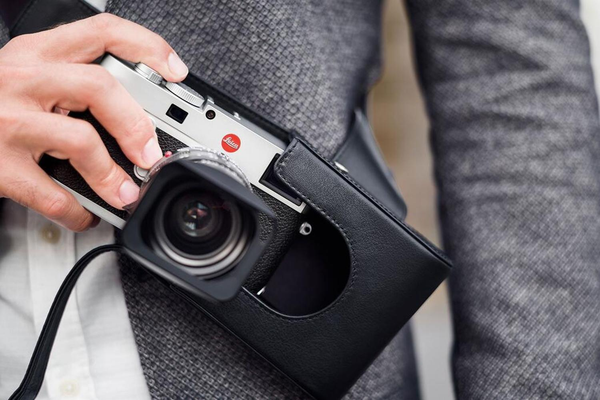 Leica làm từ các vật liệu cao cấp mang đến vẻ đẹp vượt thời gian.