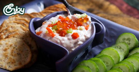 Top 4 công thức làm kem trứng cá muối phô mai lạ miệng