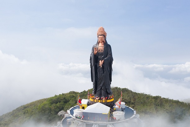 Tượng Phật Bà bằng đồng cao nhất Châu Á, bạn đến chưa?