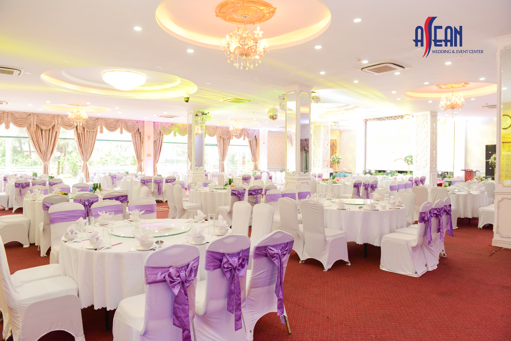 Phòng tiệc cưới tại Asean Khách sạn Khăn Quàng Đỏ