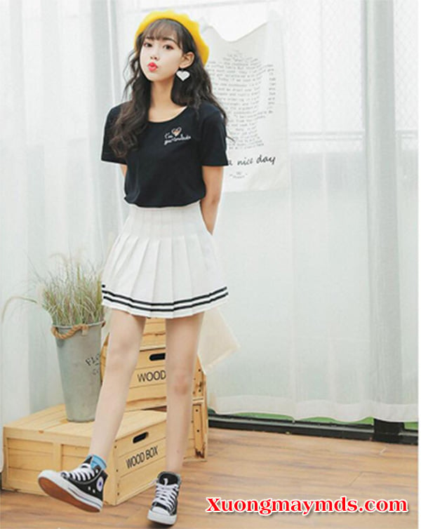 Chân váy xếp ly dáng ngắn màu đen | DKMV Flip Skirt DKMV® - Local Brand  Việt Nam