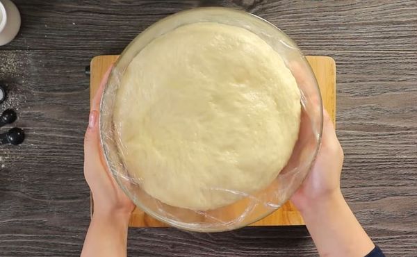 cách thực hiện bánh mỳ Panettone truyền thống