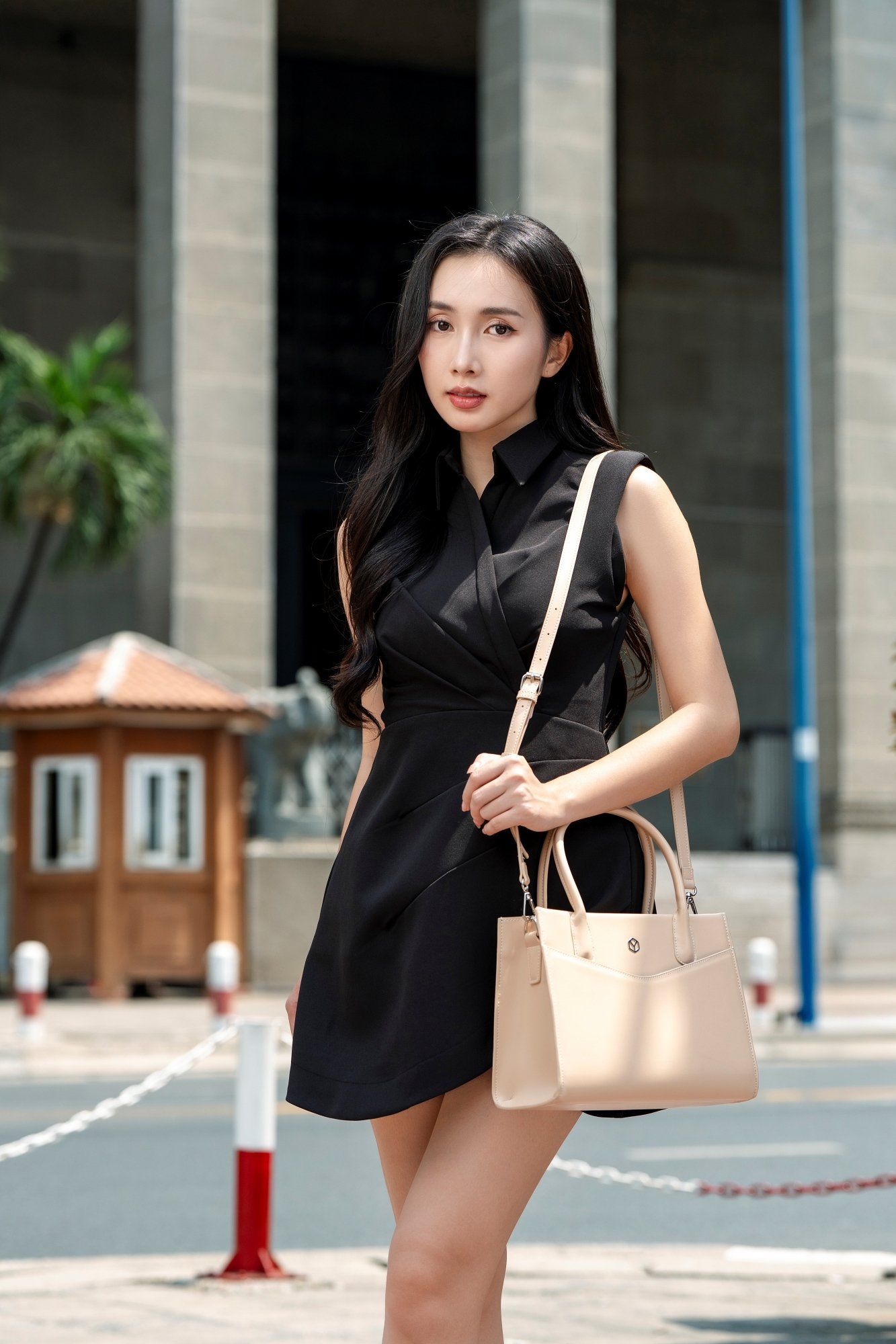 Túi Yuumy (Thời trang nữ công sở cỡ trung vừa A5 - Túi xách da Smooth YTX61K) màu kem