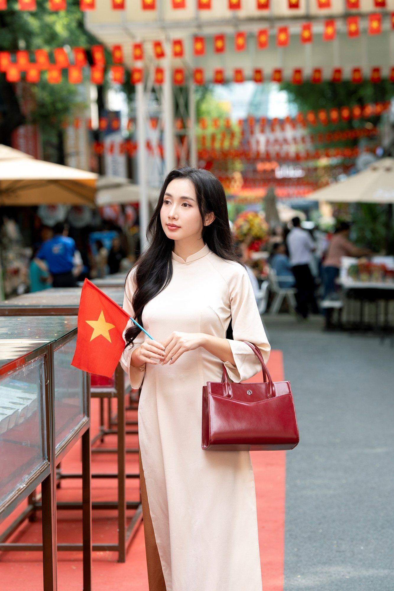 Túi Yuumy (Thời trang nữ công sở cỡ trung vừa A5 - Túi xách da Smooth YTX61DO) màu đỏ