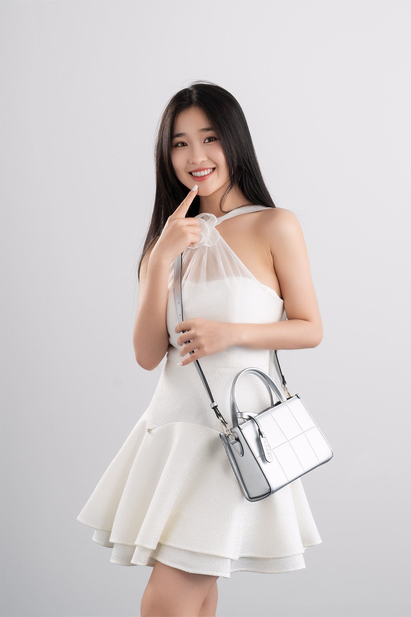 Hộp quà Rạng Rỡ - Bộ quà tặng túi xách Yuumy YHQ02BC màu bạc