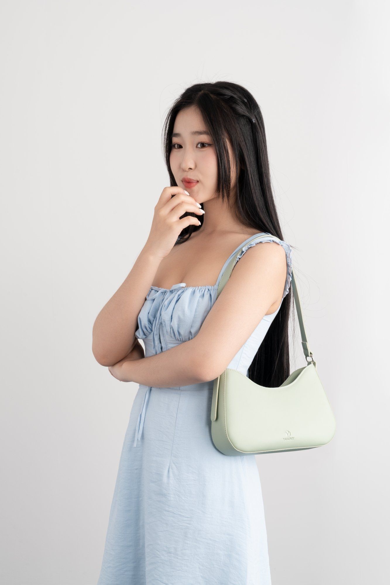 Túi đeo vai da nữ dễ phối đồ Yuumy Seasand YN266XN màu xanh ngọc