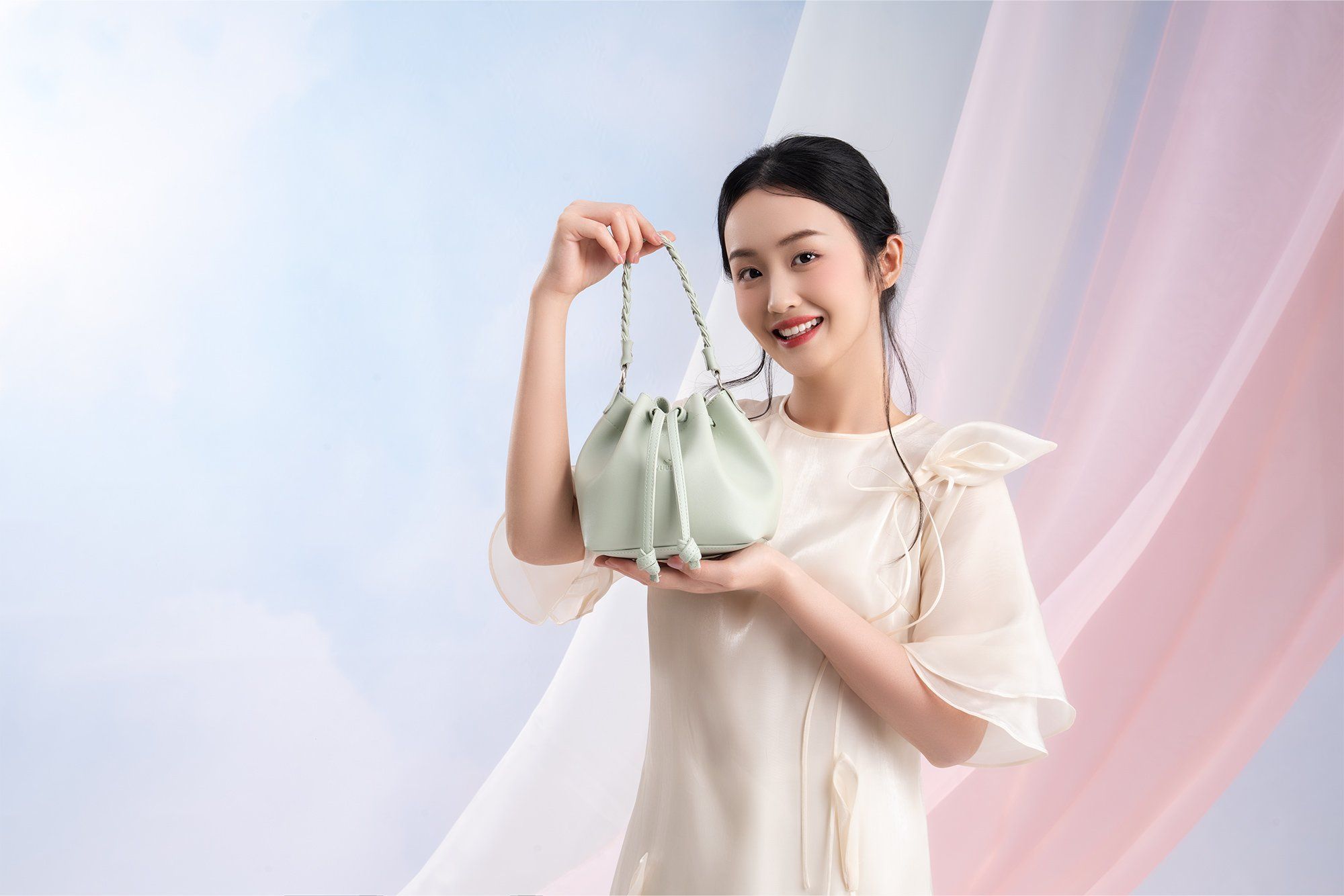 Túi đeo chéo da nữ thiết kế dây rút thời trang Yuumy Seasand YN265