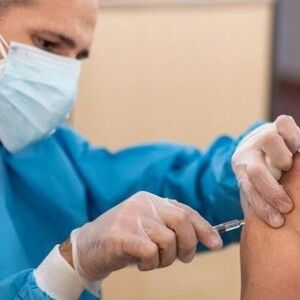 Chuyên gia đề xuất rút ngắn thời gian chờ tiêm vaccine mũi 3