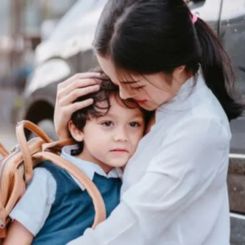 Thói Quen “10 Phút Vàng” Sau Khi Đón Con Từ Trường