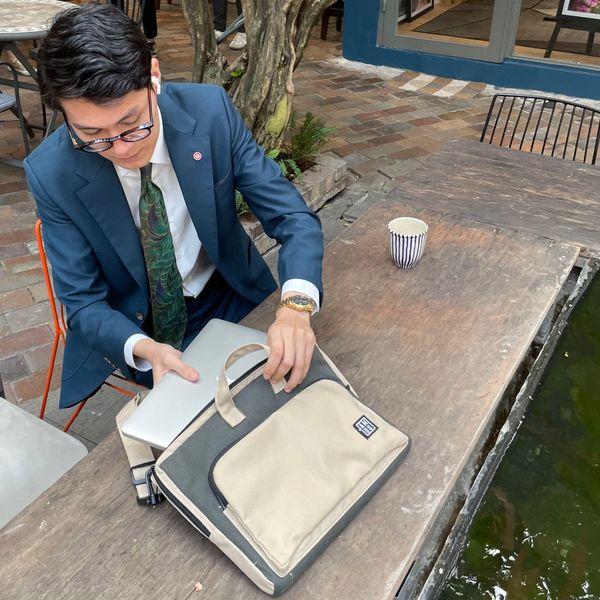 Briefcase đựng laptop