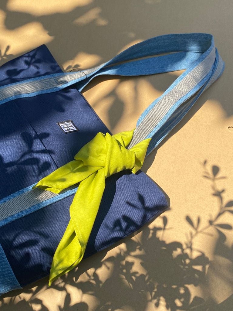 buoc-Bandana-cho-tui-tote