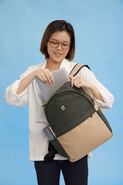 Canvas work backpack can hold a 16 inch laptop