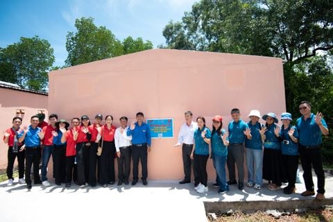 OLMIX VIỆT NAM ĐỒNG HÀNH CÙNG CHƯƠNG TRÌNH “VÌ NỤ CƯỜI TRẺ THƠ 2025” TẠI CÀ MAU– LAN TỎA YÊU THƯƠNG ĐẾN CỘNG ĐỒNG