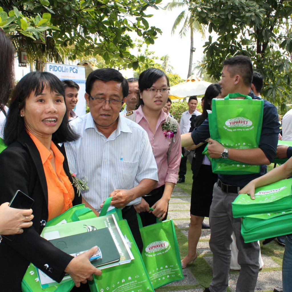 HỘI THẢO “DINH DƯỠNG VÀ SỨC KHỎE VẬT NUÔI”