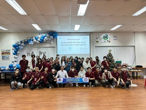 CÙNG SINH VIÊN ĐẠI HỌC NGUYỄN TẤT THÀNH THAM QUAN NHÀ MÁY OLMIX BÌNH DƯƠNG