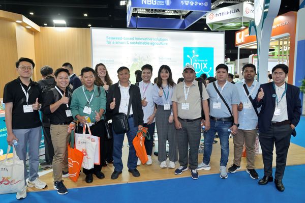 Gian hàng Olmix thu hút đông đảo khách tham quan