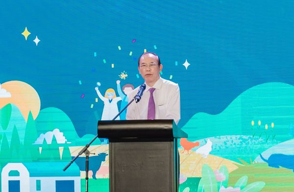 Ông Phùng Đức Tiến, Thứ trưởng Bộ Nông nghiệp và Môi trường, phát biểu tại sự kiện