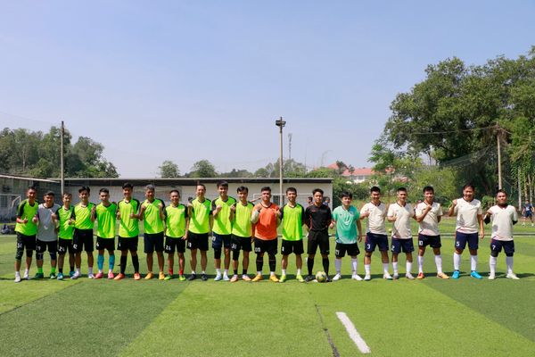 Olmix Asialand Việt Nam đá giao lưu cùng các đơn vị khác