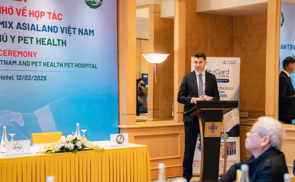 Ông Niklas Birkner, Tổng Giám đốc Công ty TNHH Thuốc Thú Y Boehringer Ingelheim