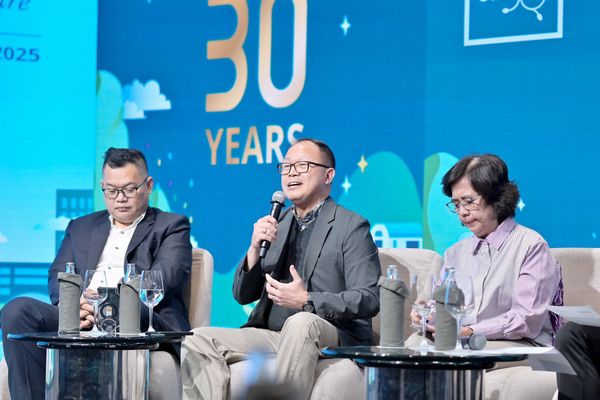 Tọa đàm “Lãnh đạo doanh nghiệp kỷ nguyên VUCA và thời đại AI”