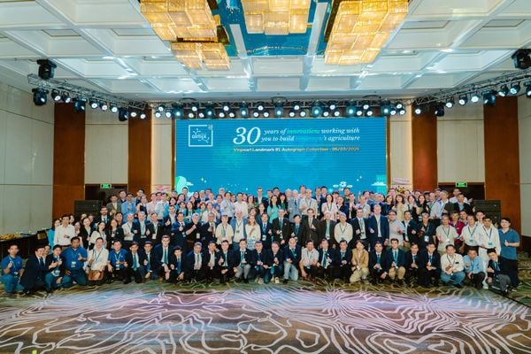 Lễ kỷ niệm 30 năm thành lập Tập đoàn Olmix tại Vinpearl Landmark 81