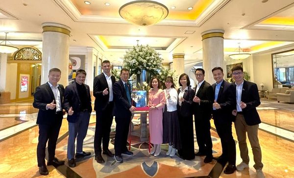 Hòa Phát Thép tặng quà mừng kỷ niệm 30 năm thành lập Tập đoàn Olmix