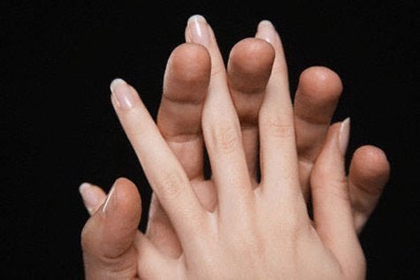 Chạm... cảm xúc trên từng ngón tay