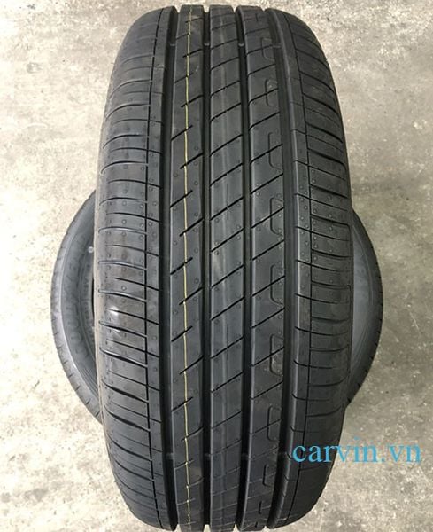 lốp goodyear 225/55r18