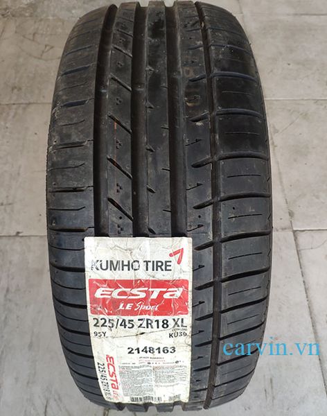 lốp Kumho 225/45R18 KU39