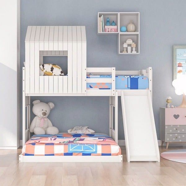 Giường tầng màu trắng kết hợp cầu trượt và khu vui chơi