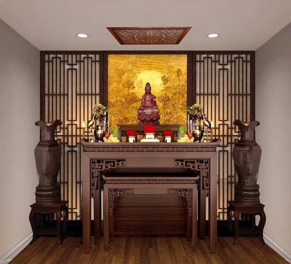 Bàn thờ gỗ chạm khắc tinh tế, ấm cúng