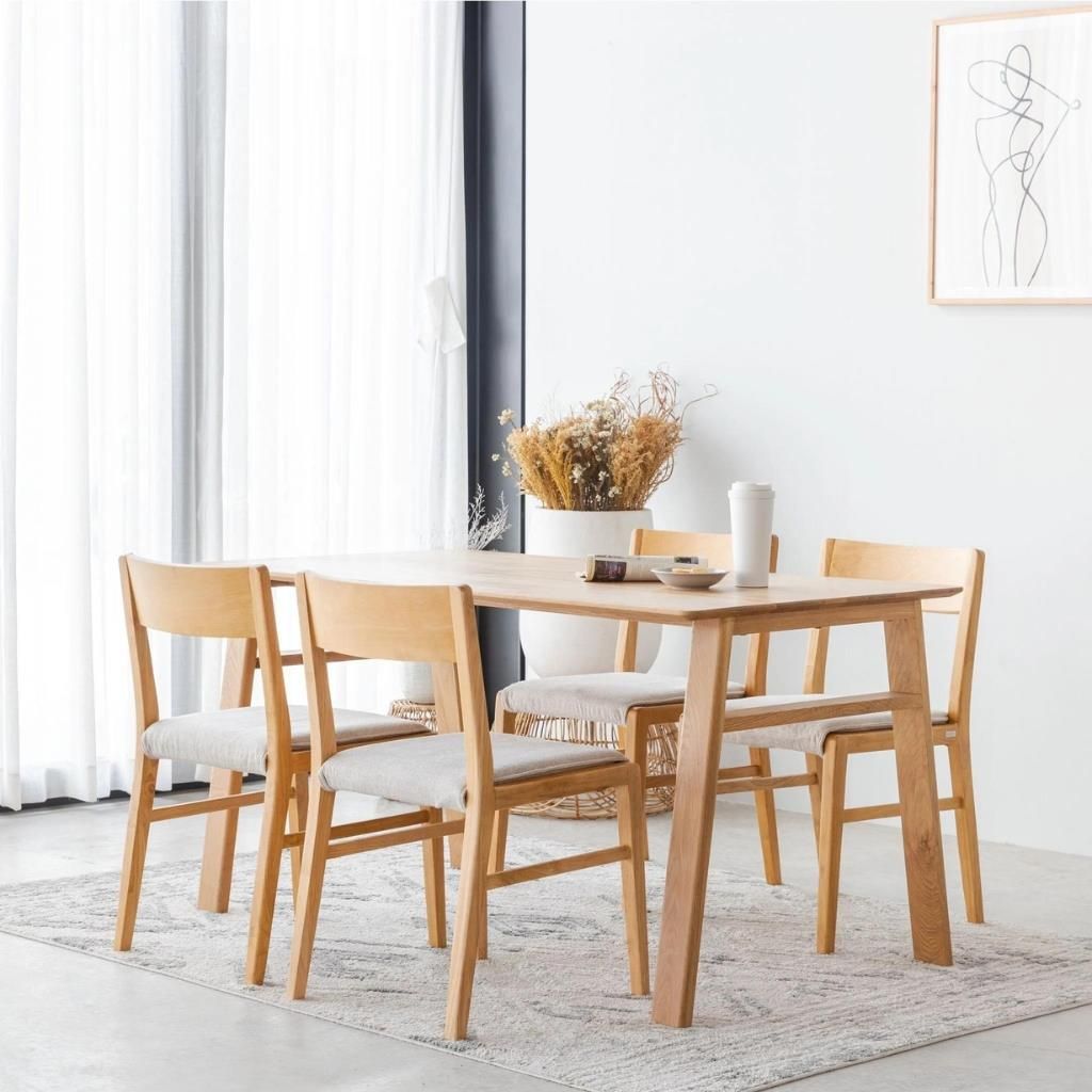 Chọn bộ bàn ghế gỗ theo không gian bếp