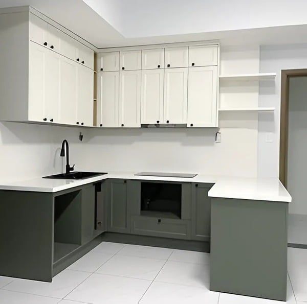 Tủ bếp chữ U gỗ công nghiệp Melamine bền đẹp