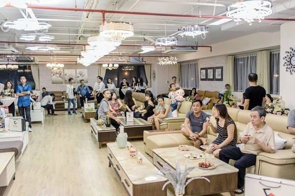 Không gian mua sắm rộng lớn tại Erado Hà Nội
