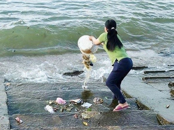 Nguyên nhân gây ô nhiễm môi trường chủ yếu do con người