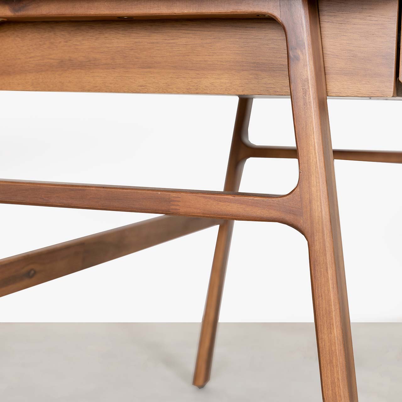 Khung bàn làm việc gỗ FYN chắc chắn