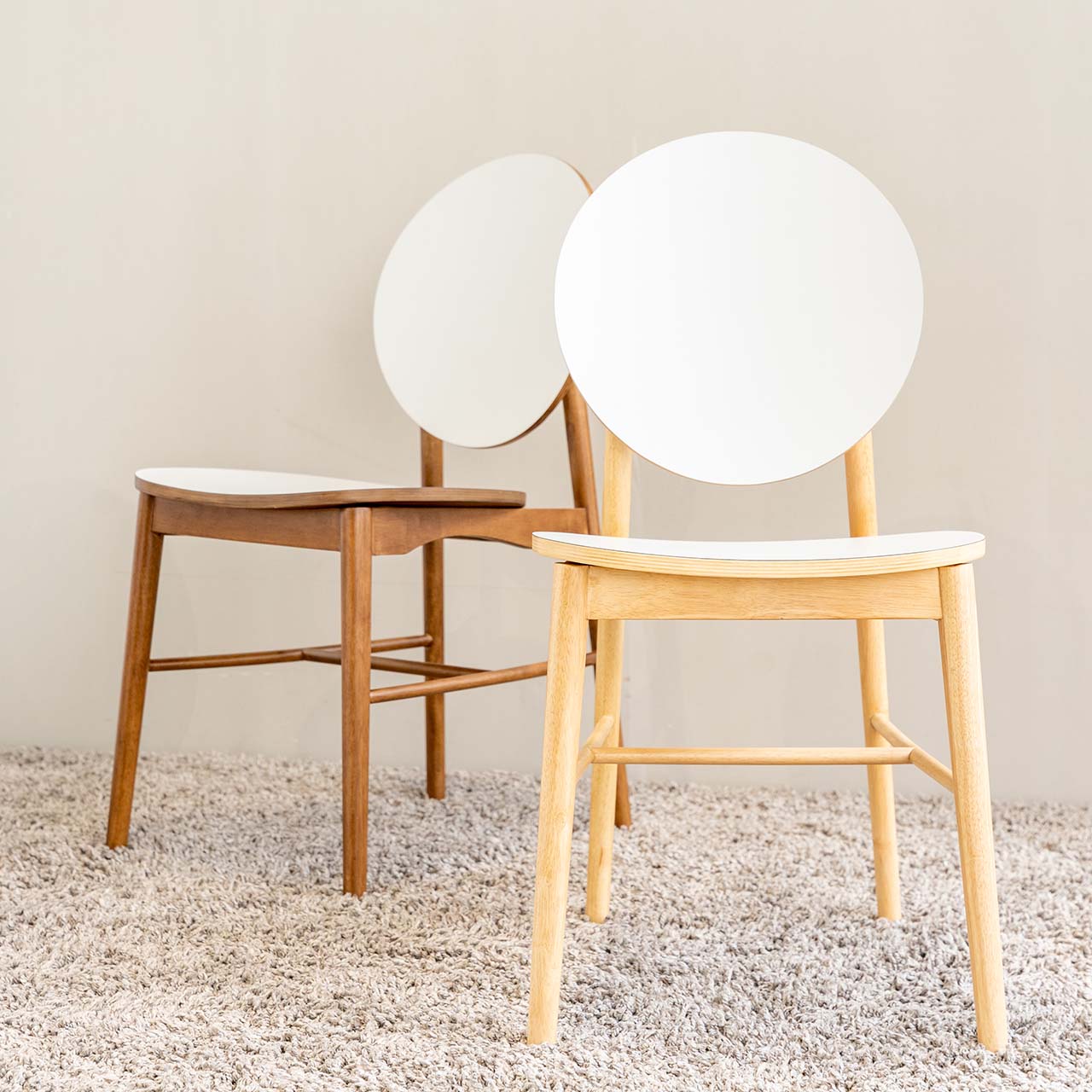 Ghế ăn gỗ cao su tự nhiên VIBORG có thiết kế tối giản, hiện đại