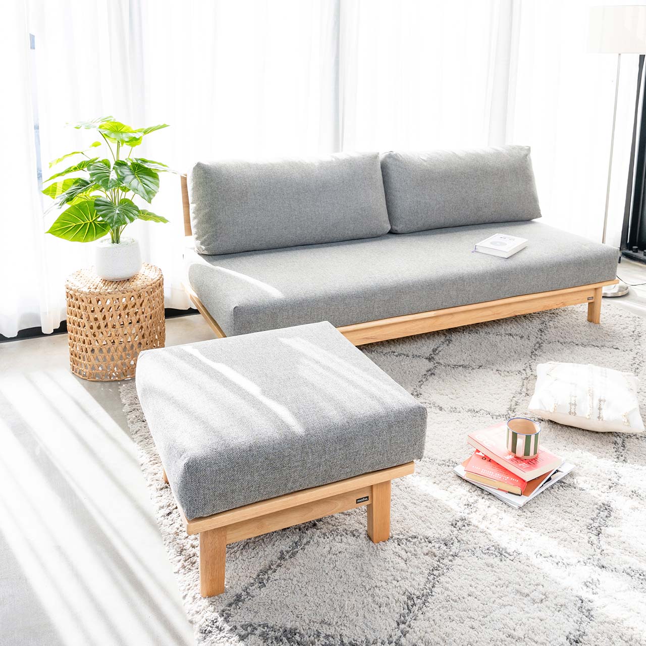 Ghế sofa gỗ VLINE nệm xám đậm cho không gian sống đẹp